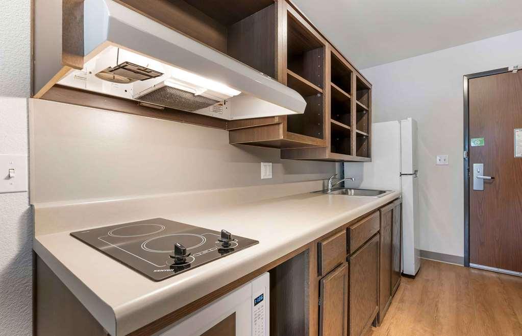 Extended Stay America Suites - Portland - East Fairview الغرفة الصورة